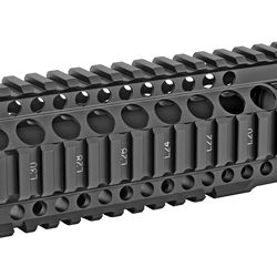 MIDWEST COMBAT QUAD RAIL 7.25″